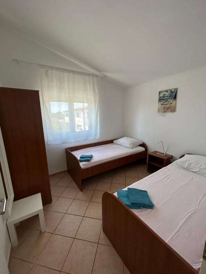 Apartments Duda Вир Екстериор снимка