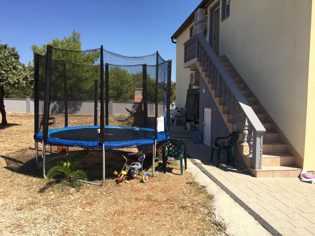 Apartments Duda Вир Екстериор снимка